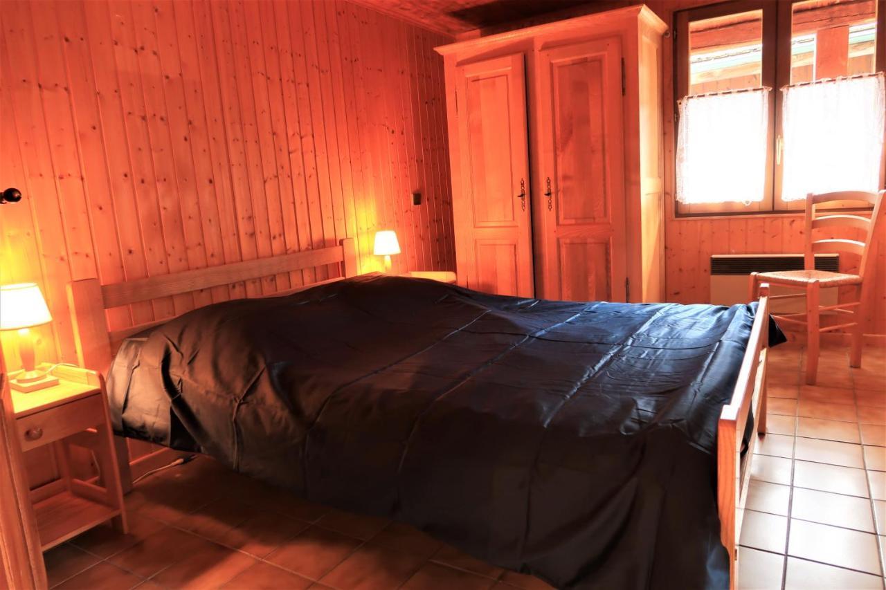 Charmieux Appartement En Chalet Typique Le Grand-Bornand Eksteriør billede